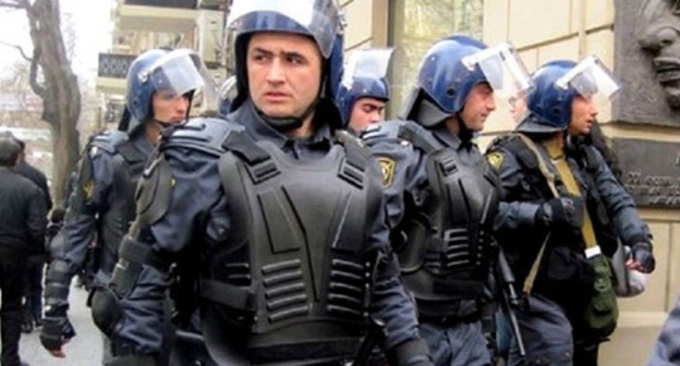 The policemen. Azerbaijan. Photo http://ru.sputnik.az/azerbaijan/20150721/401151909.html The policemen. Azerbaijan. Photo http://ru.sputnik.az/azerbaijan/20150721/401151909.html
