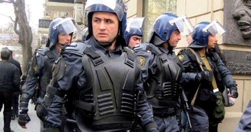 The policemen. Azerbaijan. Photo http://ru.sputnik.az/azerbaijan/20150721/401151909.html The policemen. Azerbaijan. Photo http://ru.sputnik.az/azerbaijan/20150721/401151909.html