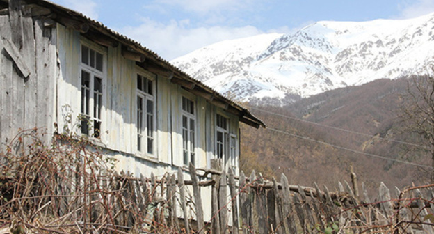 The South Ossetian village of Sinagur located near the border. Photo: © Sputnik/ Ruslan Tadtaev, http://sputnik-ossetia.ru/news/20160411/1672653.html