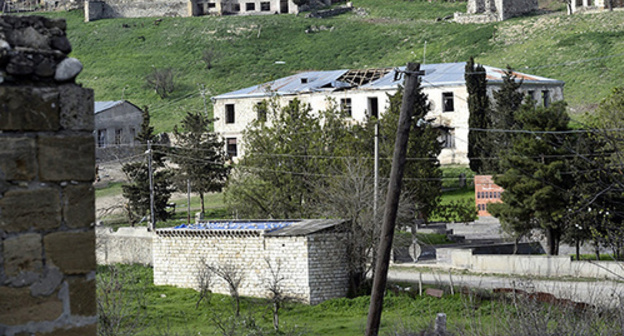 The village of Talish after the shelling. Photo: © Sputnik/ Asatur Yesayants, http://www.sputnikarmenia.ru/karabah/20160407/2840930.html