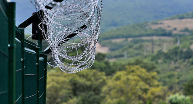 A border transit point of the Republic of South Ossetia. Photo Sputnik/Mikhail Voskresensky http://sputnik-ossetia.ru/docs/about/terms_of_use.html A border transit point of the Republic of South Ossetia. Photo Sputnik/Mikhail Voskresensky http://sputnik-ossetia.ru/docs/about/terms_of_use.html