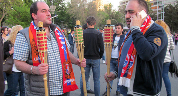 A rally in memory of victims of the Armenian Genocide held in Yerevan 23.04.2016. Photo by Tigran Petrosyan for the "Caucasian Knot" A rally in memory of victims of the Armenian Genocide held in Yerevan 23.04.2016. Photo by Tigran Petrosyan for the "Caucasian Knot"