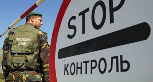 Border post. Photo: http://bloknot.ru/v-mire/vnedorozhnik-by-l-obstrelyan-rostovskimi-pogranichnikami-pri-popy-tke-prorvat-sya-cherez-granitsu-s-ukrainoj-428782.html Border post. Photo: http://bloknot.ru/v-mire/vnedorozhnik-by-l-obstrelyan-rostovskimi-pogranichnikami-pri-popy-tke-prorvat-sya-cherez-granitsu-s-ukrainoj-428782.html