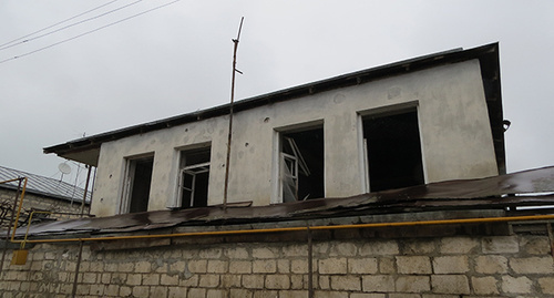 House damaged as a result of shelling, Martakert, April 17, 2016. Photo by Alvard Grigoryan for the ‘Caucasian Knot’. House damaged as a result of shelling, Martakert, April 17, 2016. Photo by Alvard Grigoryan for the ‘Caucasian Knot’.