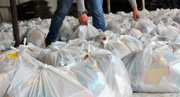 Bags with charity food stuff, Ingushetia, April 29, 2016. Photo by Magomed Tachiyev. 