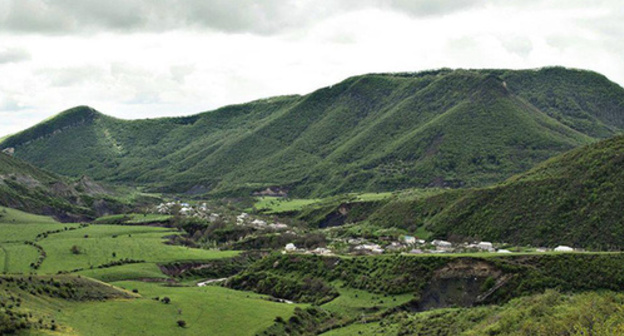 The Suleiman-Stalsky District of Dagestan. Photo: Rakhman Magomedov, http://odnoselchane.ru/?page=photos_of_category&sect=1524&com=photogallery The Suleiman-Stalsky District of Dagestan. Photo: Rakhman Magomedov, http://odnoselchane.ru/?page=photos_of_category&sect=1524&com=photogallery