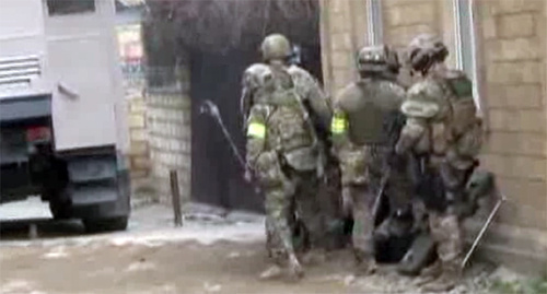 A special operation in Derbent. Photo: http://nac.gov.ru/kontrterroristicheskie-operacii/aktivnaya-faza-kto-v-dagestanskom-gorode-derbent.html A special operation in Derbent. Photo: http://nac.gov.ru/kontrterroristicheskie-operacii/aktivnaya-faza-kto-v-dagestanskom-gorode-derbent.html