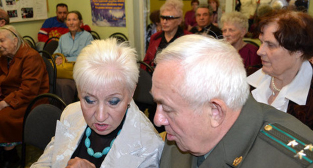 A meeting of visually impaired persons from the branch of the "All-Russian Association for Visually Impaired". Sochi, May 16, 2016. Photo by Svetlana Kravchenko for the "Caucasian Knot" A meeting of visually impaired persons from the branch of the "All-Russian Association for Visually Impaired". Sochi, May 16, 2016. Photo by Svetlana Kravchenko for the "Caucasian Knot"