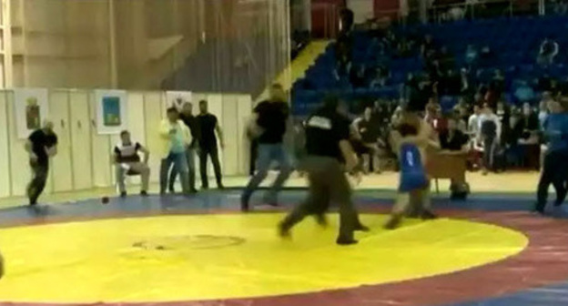A mass fight at the Championship in the city of Stary Oskol. May 15, 2016. Screenshot of a video by the user Vladimir Kornev https://www.youtube.com/watch?v=aZlXVCXMY_8 A mass fight at the Championship in the city of Stary Oskol. May 15, 2016. Screenshot of a video by the user Vladimir Kornev https://www.youtube.com/watch?v=aZlXVCXMY_8