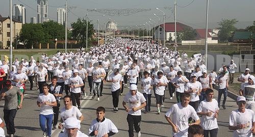 Marathon run "From Heart to Heart" in Chechnya. Photo: http://163gorod.ru/event/24146958-pobeditel-begovogo-marafona-ot-serdca-k-serdcu-poluchit-avtomobil Marathon run "From Heart to Heart" in Chechnya. Photo: http://163gorod.ru/event/24146958-pobeditel-begovogo-marafona-ot-serdca-k-serdcu-poluchit-avtomobil