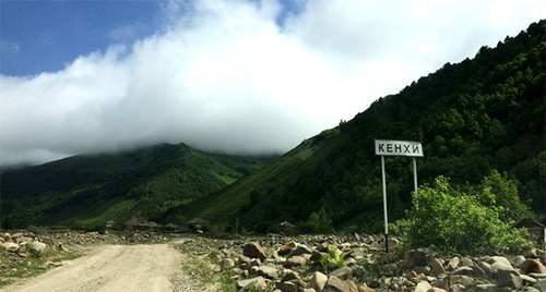 Village of Kenkhi, Chechnya. Photo: http://new.grozny-inform.ru/multimedia/photos/61001/ Village of Kenkhi, Chechnya. Photo: http://new.grozny-inform.ru/multimedia/photos/61001/
