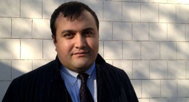Advocate Elchin Sadygov. Photo: http://report.az/ru/proisshestviya/kollegiya-advokatov-el-chinu-sadygovu-ne-bylo-sdelano-preduprezhdenie/ Advocate Elchin Sadygov. Photo: http://report.az/ru/proisshestviya/kollegiya-advokatov-el-chinu-sadygovu-ne-bylo-sdelano-preduprezhdenie/