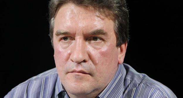 Sergey Krivenko, the head of HRC's standing commission and coordinator of the "Citizen and the Army" Movement. Photo Radio "Svoboda", www.svoboda.org/content/article/25386200.html Sergey Krivenko, the head of HRC's standing commission and coordinator of the "Citizen and the Army" Movement. Photo Radio "Svoboda", www.svoboda.org/content/article/25386200.html