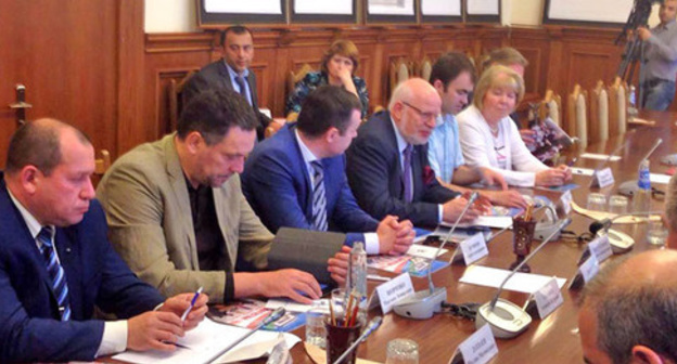 The sitting of HRC in the regions of the North Caucasian Federal District. May 31, 2016. Photo http://www.president-sovet.ru/presscenter/multimedia/photo/view/201/ The sitting of HRC in the regions of the North Caucasian Federal District. May 31, 2016. Photo http://www.president-sovet.ru/presscenter/multimedia/photo/view/201/
