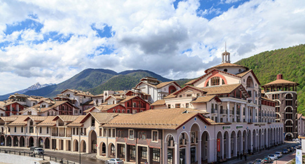 "Gorki Gorod", "Krasnaya Polyana", Sochi. Photo: © http://www.gorkihotels.ru "Gorki Gorod", "Krasnaya Polyana", Sochi. Photo: © http://www.gorkihotels.ru