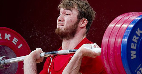 Apti Aukhadov. Photo: http://chechensport.com/apti-auhadov-chempion-mira/ Apti Aukhadov. Photo: http://chechensport.com/apti-auhadov-chempion-mira/