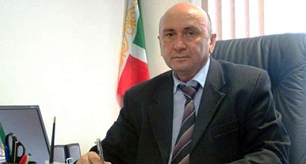 Gairsolt Bataev. Photo: http://www.skfo.ru/news/2013/11/11/GBataev__Obvinenie_v_adres_M_Musaeva__-_popytka_diskreditacii_ego_kak_advokata/ Gairsolt Bataev. Photo: http://www.skfo.ru/news/2013/11/11/GBataev__Obvinenie_v_adres_M_Musaeva__-_popytka_diskreditacii_ego_kak_advokata/