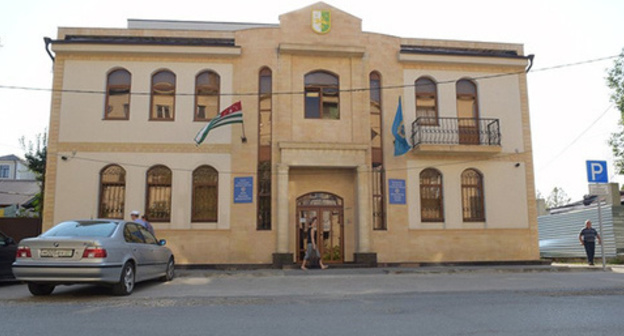 Prosecutor's Office of Sukhumi. Photo: © Sputnik. Tomas Thaitsuk, http://sputnik-abkhazia.ru/Abkhazia/20160704/1018965085.html Prosecutor's Office of Sukhumi. Photo: © Sputnik. Tomas Thaitsuk, http://sputnik-abkhazia.ru/Abkhazia/20160704/1018965085.html