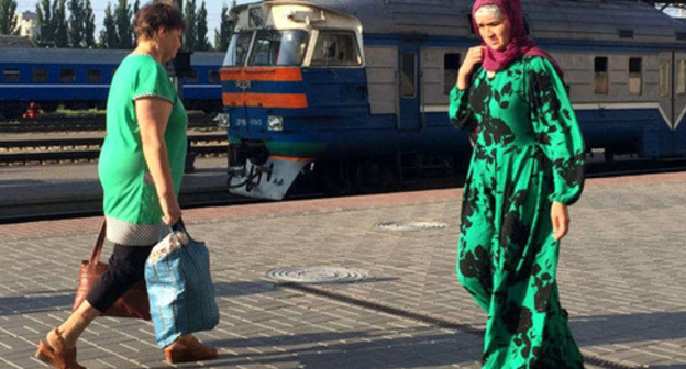 A refugee from Chechnya at the Brest railway station. June 2016. Photo: RFE/RL A refugee from Chechnya at the Brest railway station. June 2016. Photo: RFE/RL