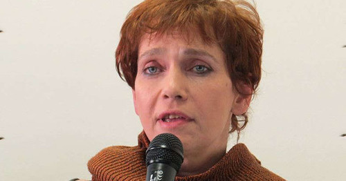 Svetlana Anokhina, editor-in-chief of the online edition "Daptar.ru" on Dagestani women. Photo: Vera Vasilieva (RFE/RL) Svetlana Anokhina, editor-in-chief of the online edition "Daptar.ru" on Dagestani women. Photo: Vera Vasilieva (RFE/RL)