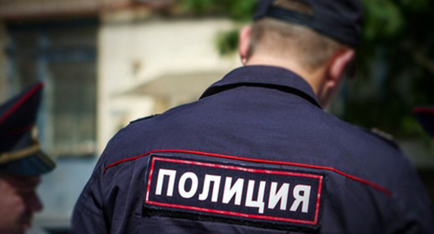 A policeman. Photo: http://1tulatv.ru/2016/06/15/52095-tulyak-blagodarit-policeyskih-za-raskrytie-prestupleniya.html A policeman. Photo: http://1tulatv.ru/2016/06/15/52095-tulyak-blagodarit-policeyskih-za-raskrytie-prestupleniya.html