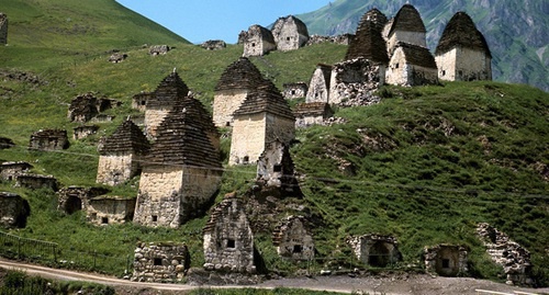 Cultural artefact ‘Town of dead’ in North Ossetia. Photo: http://sputnik-ossetia.ru/news/20160731/2816224.html Cultural artefact ‘Town of dead’ in North Ossetia. Photo: http://sputnik-ossetia.ru/news/20160731/2816224.html