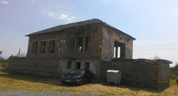 A wrecked house in Shindisi. Photo by Edita Badasyan for the "Caucasian Knot" A wrecked house in Shindisi. Photo by Edita Badasyan for the "Caucasian Knot"