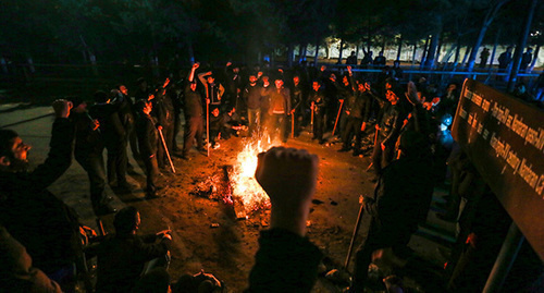 Protest action in the village of Nardaran 26.11.2015. Photo by Aziz Karimov for the "Caucasian Knot" Protest action in the village of Nardaran 26.11.2015. Photo by Aziz Karimov for the "Caucasian Knot"