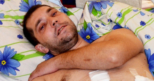 Pavel Solovyov at the city hospital N 3 in Khosta after being beaten by the policemen. Sochi, May 15, 2013. Photo by Svetlana Kravchenko for the ‘Caucasian Knot’. Pavel Solovyov at the city hospital N 3 in Khosta after being beaten by the policemen. Sochi, May 15, 2013. Photo by Svetlana Kravchenko for the ‘Caucasian Knot’.