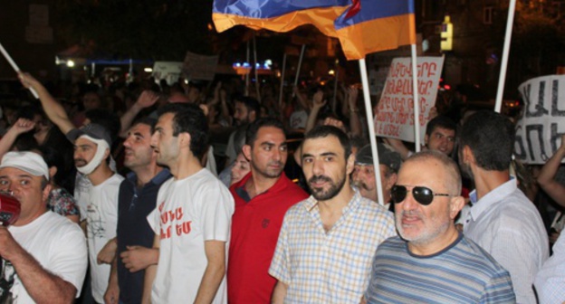 The rally of the supporters of the movement "Sasna Tsrer". August 26, 2016. Photo by Tigran Petrosyan for the "Caucasian Knot" The rally of the supporters of the movement "Sasna Tsrer". August 26, 2016. Photo by Tigran Petrosyan for the "Caucasian Knot"