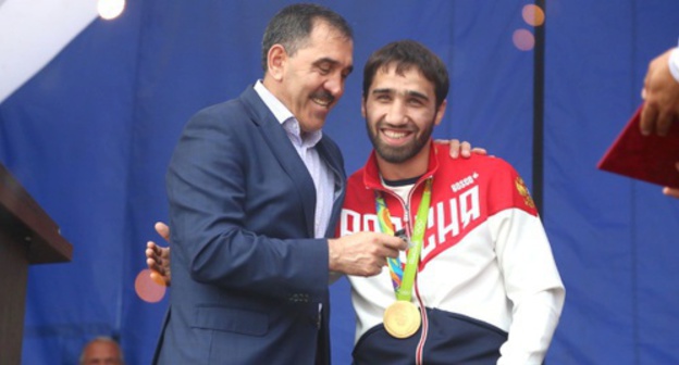 Yunus-Bek Evkurov and Khasan Khalmurzaev. Photo: Ingushetia.ru Yunus-Bek Evkurov and Khasan Khalmurzaev. Photo: Ingushetia.ru
