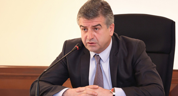 Karen Karapetyan. Photo: http://ru.armeniasputnik.am/politics/20160914/4881894/premyer-Karapetyan-vistuplenie.html Karen Karapetyan. Photo: http://ru.armeniasputnik.am/politics/20160914/4881894/premyer-Karapetyan-vistuplenie.html