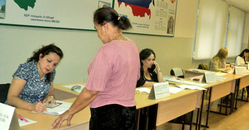 Elections to the Russian State Duma. The polling station No. 130. Nalchik, September 18, 2016. Photo by Lyudmila Maratova for the "Caucasian Knot" Elections to the Russian State Duma. The polling station No. 130. Nalchik, September 18, 2016. Photo by Lyudmila Maratova for the "Caucasian Knot"