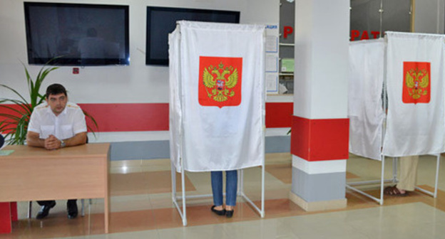 The State Duma elections. A polling station No. 46-52. Sochi, September 18, 2016. Photo by Svetlana Kravchenko for the "Caucasian Knot" The State Duma elections. A polling station No. 46-52. Sochi, September 18, 2016. Photo by Svetlana Kravchenko for the "Caucasian Knot"