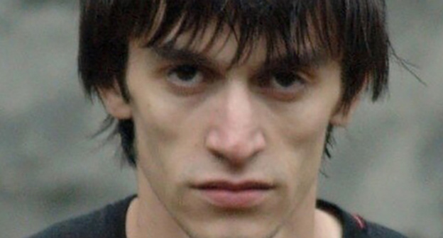 Magomed Nurbagandov. Photo: http://ren.tv/novosti/2016-09-11/blogery-prizyvayut-nagradit-policeyskogo-za-muzhestvo-pered-rasstrelom Magomed Nurbagandov. Photo: http://ren.tv/novosti/2016-09-11/blogery-prizyvayut-nagradit-policeyskogo-za-muzhestvo-pered-rasstrelom