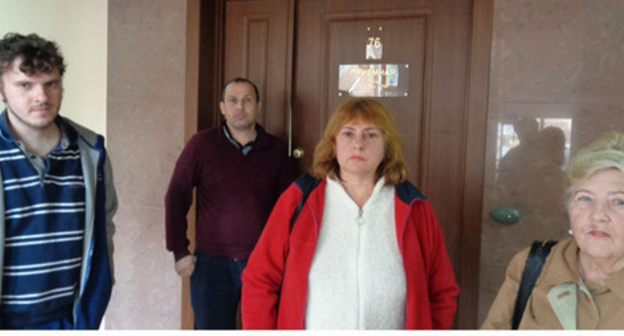 The tenants of the house In No. 4 in Tsyurupa Street. Sochi. Photo by Svetlana Kravchenko for the "Caucasian Knot" The tenants of the house In No. 4 in Tsyurupa Street. Sochi. Photo by Svetlana Kravchenko for the "Caucasian Knot"