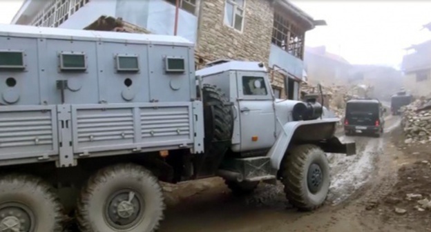 Law enforcer’s vehicle in the village of Kvanada. Photo: 05.мвд.рф Law enforcer’s vehicle in the village of Kvanada. Photo: 05.мвд.рф