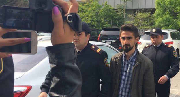 Activist Giyas Ibragimov. Photo: http://report.az/ru/proisshestviya/izbrana-mera-presecheniya-v-vide-aresta-v-o/ Activist Giyas Ibragimov. Photo: http://report.az/ru/proisshestviya/izbrana-mera-presecheniya-v-vide-aresta-v-o/