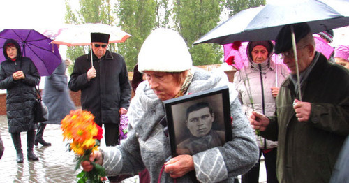 Rally to commemorate victims of political repressions, Volgograd, October 30, 2016. Photo by Vyacheslav Yaschenko for the 'Caucasian Knot'. Rally to commemorate victims of political repressions, Volgograd, October 30, 2016. Photo by Vyacheslav Yaschenko for the 'Caucasian Knot'.