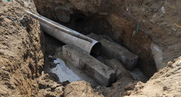 Repair works on water pipes, Dagestan. Photo: http://www.mkala.ru/info/news/news_12020.html Repair works on water pipes, Dagestan. Photo: http://www.mkala.ru/info/news/news_12020.html