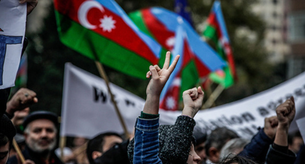 A rally in Baku. November 2014. Photo by Aziz Karimov for the "Caucasian Knot" A rally in Baku. November 2014. Photo by Aziz Karimov for the "Caucasian Knot"