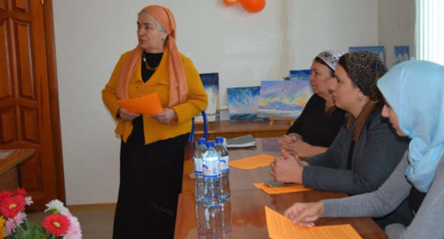 Press conference dedicated to the start of annual international campaign '16 Days of Activism Against Gender-Based Violence’, Grozny, November 25, 2016. Photo is provided by the organizers of the event. Press conference dedicated to the start of annual international campaign '16 Days of Activism Against Gender-Based Violence’, Grozny, November 25, 2016. Photo is provided by the organizers of the event.