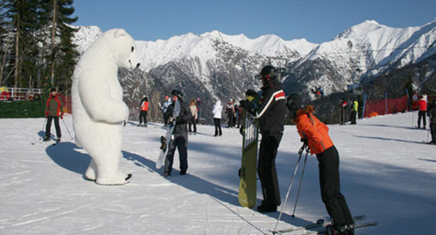 The resorts of Krasnaya Polyana. Photo http://www.krasnaya-polyana-hotels.ru/viewspravka.php?id=50 The resorts of Krasnaya Polyana. Photo http://www.krasnaya-polyana-hotels.ru/viewspravka.php?id=50
