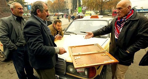 Taxi drivers. Photo: http://taxilife.ru/upload/iblock/eda/eda8e2e1477a404e2fabb872b518c4d9.jpg Taxi drivers. Photo: http://taxilife.ru/upload/iblock/eda/eda8e2e1477a404e2fabb872b518c4d9.jpg