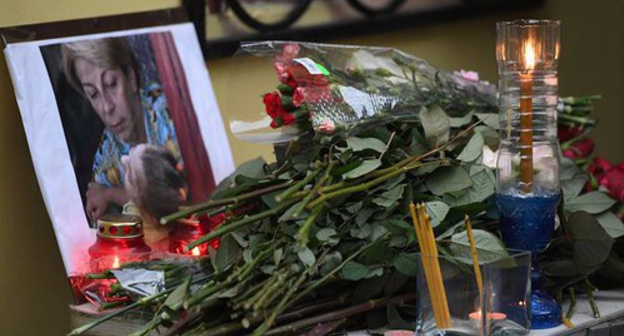 Memorial in memory of Tu-154 aircraft victims. Photo: © Sputnik/ Mikhail Voskresensky, http://ru.armeniasputnik.am/russia/20170113/6054169/doktor-liza-opoznana-sredi-zhertv-katastrofy-tu-154.html Memorial in memory of Tu-154 aircraft victims. Photo: © Sputnik/ Mikhail Voskresensky, http://ru.armeniasputnik.am/russia/20170113/6054169/doktor-liza-opoznana-sredi-zhertv-katastrofy-tu-154.html