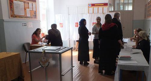 At a Polling Station in Dagestan. Photo by Patimat Makhmudova for the "Caucasian Knot" At a Polling Station in Dagestan. Photo by Patimat Makhmudova for the "Caucasian Knot"