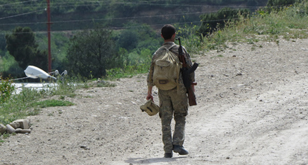 A military of the Army of the Nagorno-Karabakh in Mertakert. Photo by Alvard Grigoryan for the "Caucasian Knot"