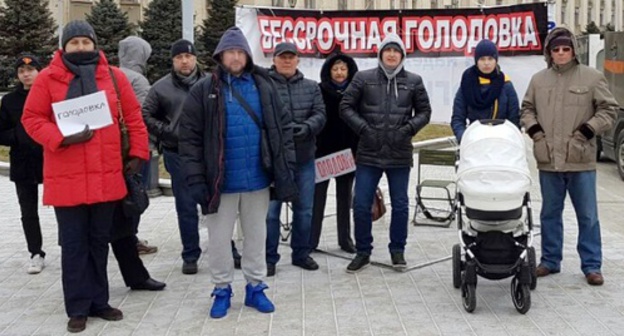 Real estate investors of the HC "Anit-City". Photo by Svetlana Kravchenko for the "Caucasian Knot" Real estate investors of the HC "Anit-City". Photo by Svetlana Kravchenko for the "Caucasian Knot"