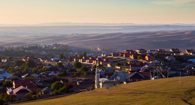 A view of the village of Surkhakhi. Photo by Adam Sagov - https://ru-ru.facebook.com/people/Adam-Sagov/100007324956235 A view of the village of Surkhakhi. Photo by Adam Sagov - https://ru-ru.facebook.com/people/Adam-Sagov/100007324956235