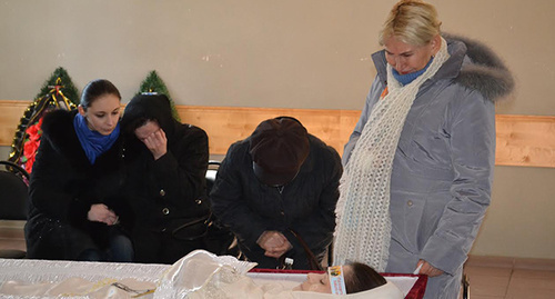 Funeral of Nadezhda Degtyaryova, January 31, 2017, Sochi. Photo by Svetlana Kravchenko for the 'Caucasian Knot'. Funeral of Nadezhda Degtyaryova, January 31, 2017, Sochi. Photo by Svetlana Kravchenko for the 'Caucasian Knot'.